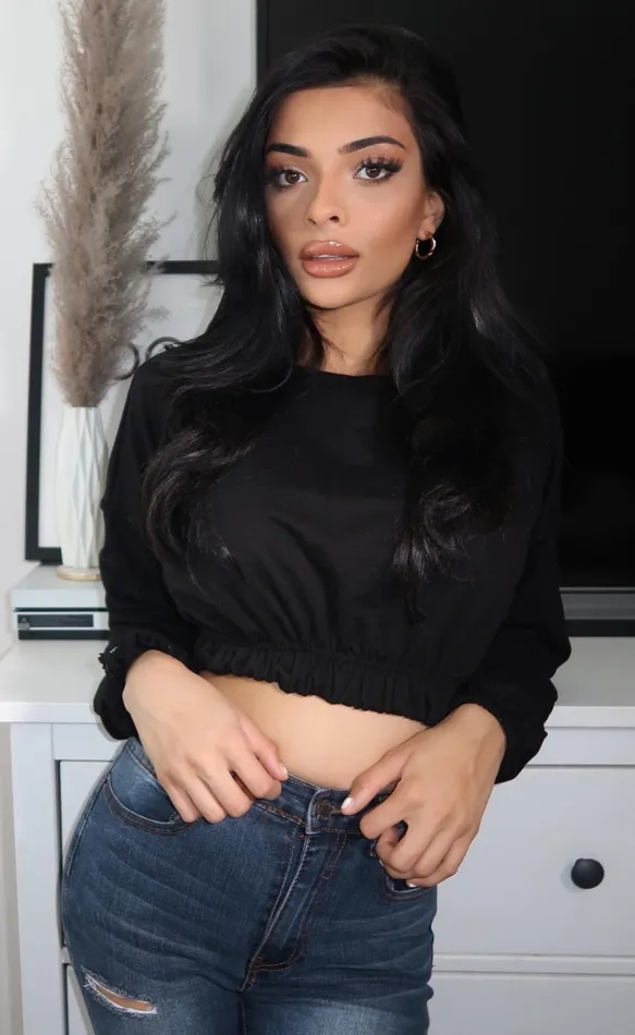 Alexandra Black Crew Neck Elasticated Cropped Sweater Women Missfiga Tops