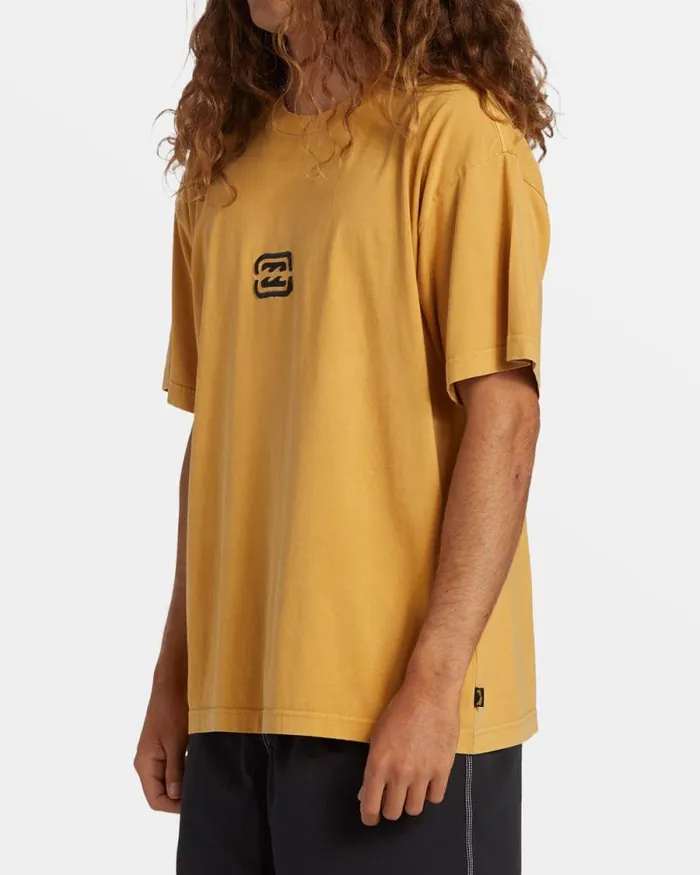 Billabong Wave Washed Essentials Bracket Wave OG TShirt Mustard 8211 Men Billabong Wave Washed Essentials Bracket Wave OG TShirt Mustard 8211 Men