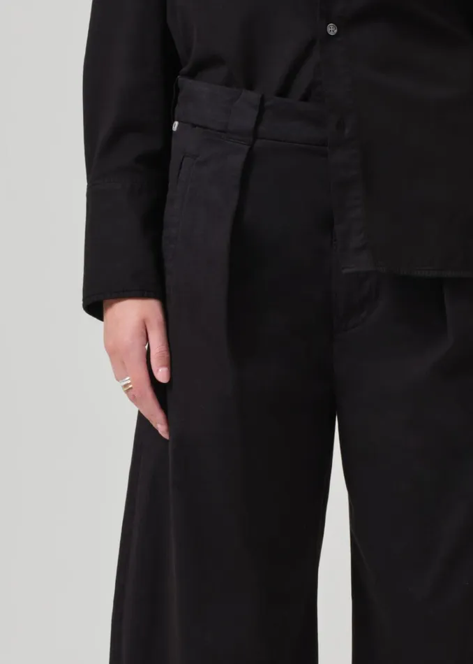 Citizens Of Humanity Cara Cropped Pleated Trouser In Black Women Pants