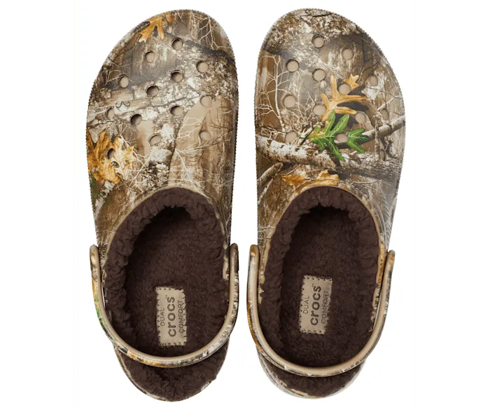 Classic Lined Realtree Edge Clog Chocolate Chocolate Men Crocs Clogs
