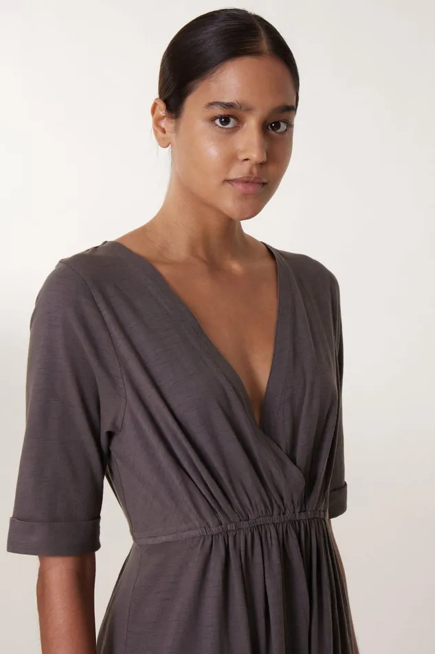 Dresses Women Leon and Harper Rala Plain Dress Carbone