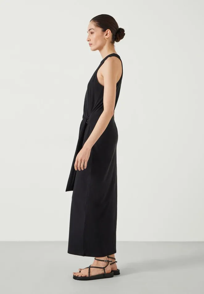 Hush Dresses Women Isla Sleeveless Maxi Dress Black Hush Dresses Women Isla Sleeveless Maxi Dress Black