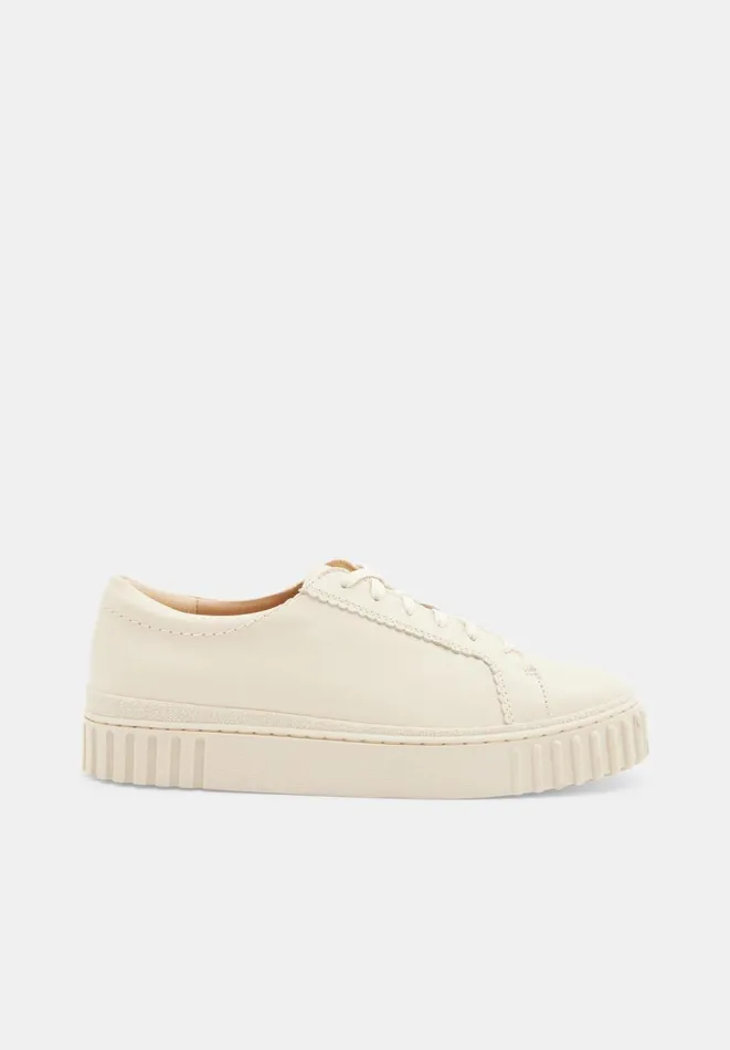 Hush Flats Women Clarks Mayhill Walk Leather Shoes Cream