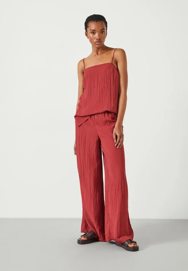 Hush Tops and Tshirts Women Ari Long Crinkle Cami Rust Hush Tops and Tshirts Women Ari Long Crinkle Cami Rust