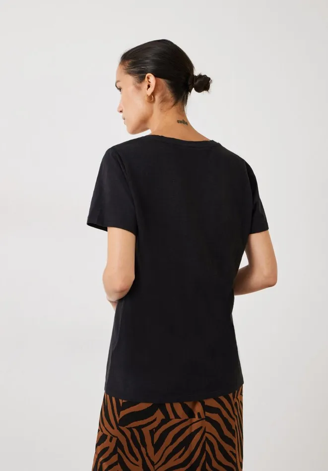 Hush Tops and Tshirts Women Hari Scoop Neck Cotton Slub TShirt Black Hush Tops and Tshirts Women Hari Scoop Neck Cotton Slub TShirt Black