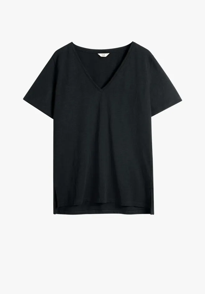 Hush Tops and Tshirts Women Kali Cotton Slub VNeck TShirt Black Hush Tops and Tshirts Women Kali Cotton Slub VNeck TShirt Black