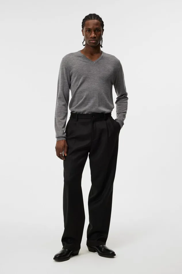 JLindeberg Knitwear Men Lymann Merino VNeck Sweater