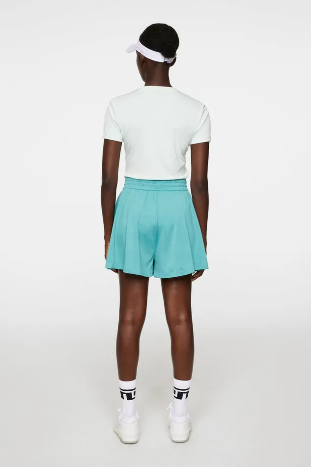 JLindeberg Shorts Women Billie Wide Jersey Shorts