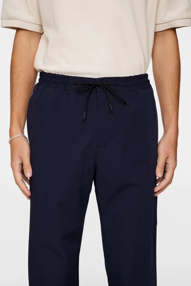 JLindeberg Trousers Men Dropper Tech Bi Stretch Pants