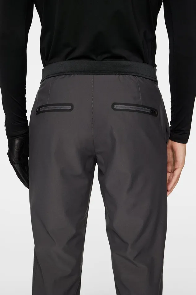 JLindeberg Trousers Men The Reveal Tech Pant