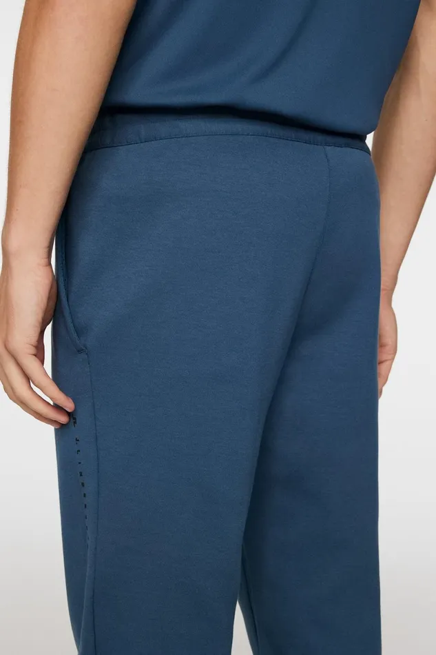JLindeberg Trousers Men Tino Sweatpants