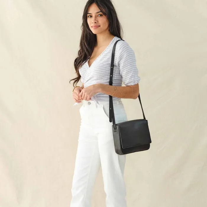 Nisolo Bags and Wallets Women Clara Crossbody Black