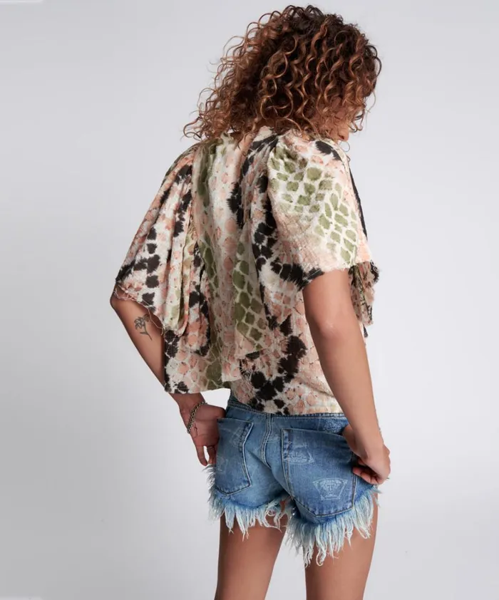 One Teaspoon Tops HAND PAINTED BOA TOP 8211 Women One Teaspoon Tops HAND PAINTED BOA TOP 8211 Women