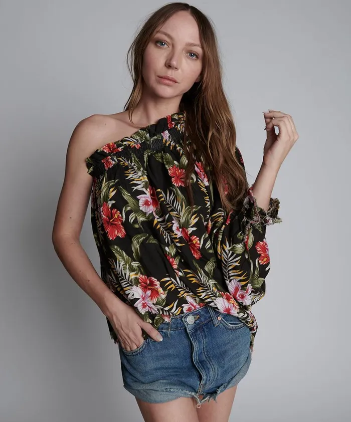 One Teaspoon Tops NIGHT FLOWER HAWAIIAN ONE SHOULDER TOP 8211 Women One Teaspoon Tops NIGHT FLOWER HAWAIIAN ONE SHOULDER TOP 8211 Women