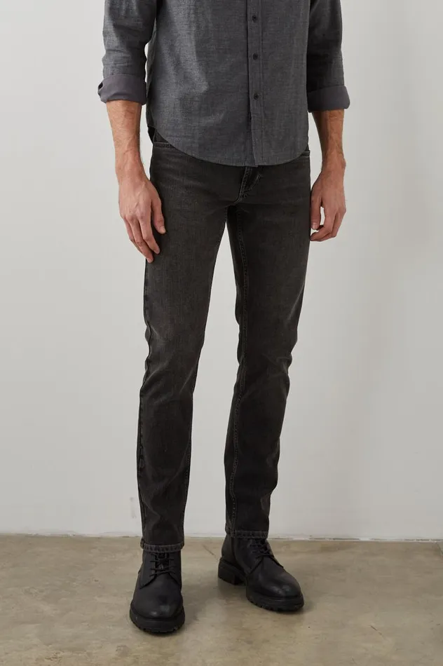 Rails Pants Men CLAYTON SLIM STRAIGHT Reever 5 Year