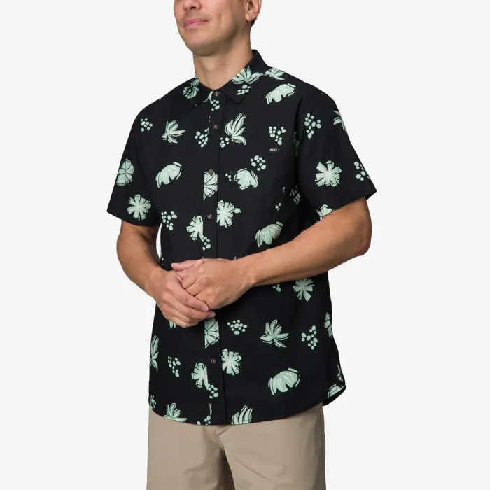 Reef TShirts and Shirts Men Lawson Short Sleeve Shirt Caviar Reef TShirts and Shirts Men Lawson Short Sleeve Shirt Caviar