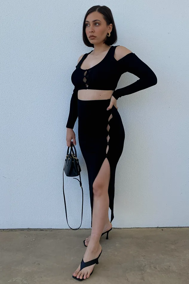 Runaway The Label Crops Shop Moss Top 8211 Black Runaway The Label Crops Shop Moss Top 8211 Black