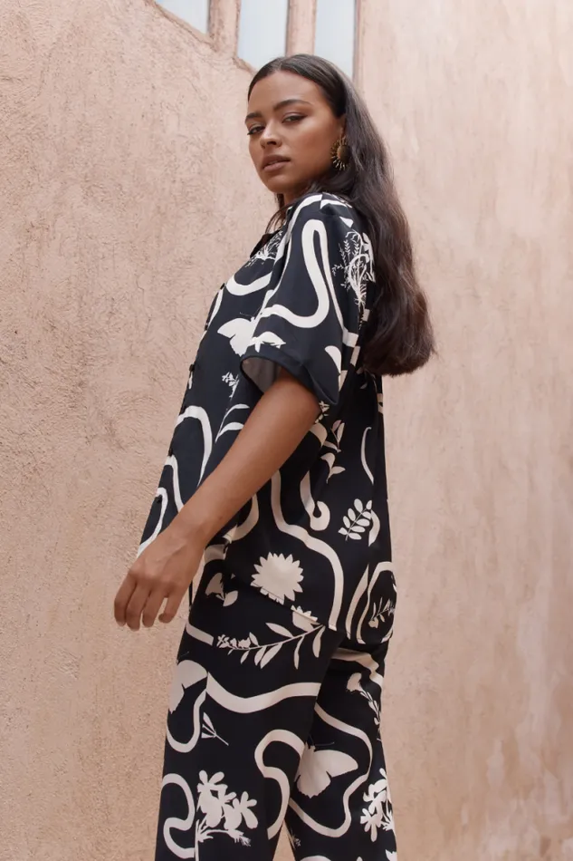 Runaway The Label Shirts and Blouses Shop LEO SHIRT 8211 BLACKSAND