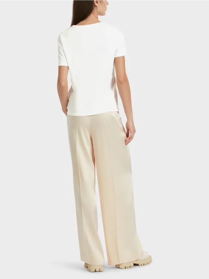 Shirts and Tops Damen Marc Cain TShirt Mit TigerApplikation Offwhite