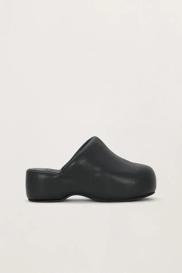 Shop Simon Miller BUBBLE CLOGS Bubble Clog Black