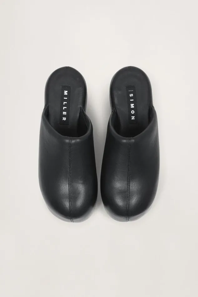 Shop Simon Miller BUBBLE CLOGS Bubble Clog Black