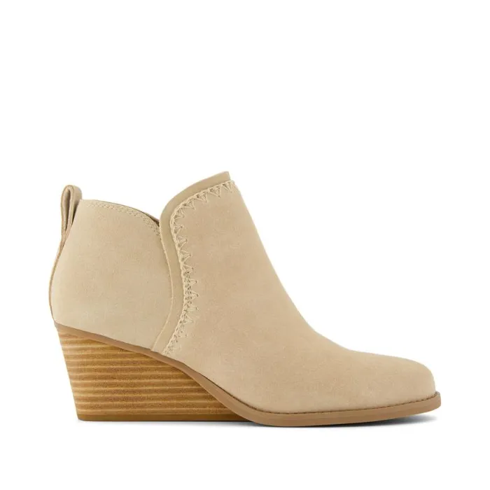 Toms Boots and Booties Kaia Wedge Ankle Boot Suede Natural 8211 Women