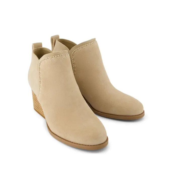 Toms Boots and Booties Kaia Wedge Ankle Boot Suede Natural 8211 Women Toms Boots and Booties Kaia Wedge Ankle Boot Suede Natural 8211 Women