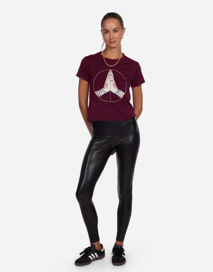 Ursula Peace Love Serenity Berry Wine Women039s Lauren Moshi Short Sleeve