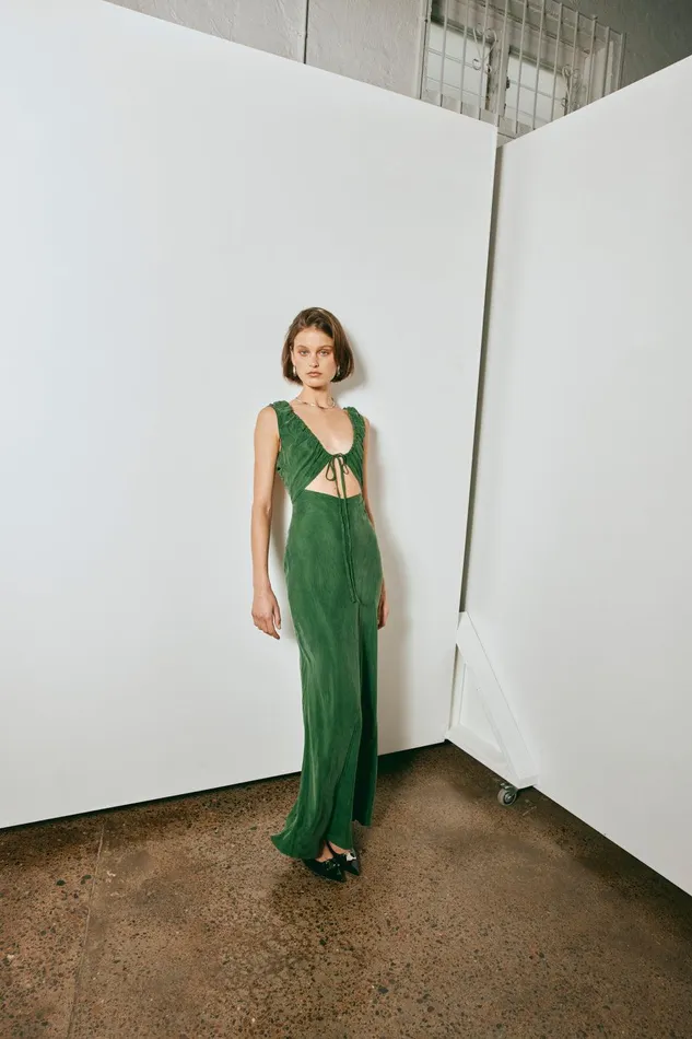 VRG GRL After Dark Bias Cut Maxi Dress Forest Women MidiMaxi Dresses VRG GRL After Dark Bias Cut Maxi Dress Forest Women MidiMaxi Dresses