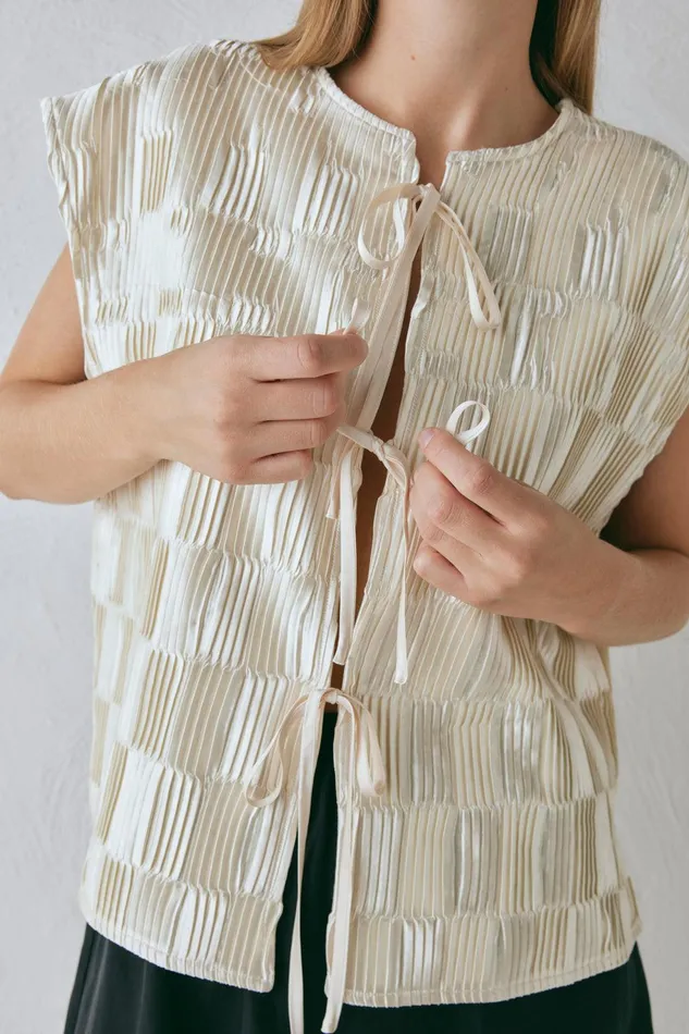 VRG GRL Enni Smock Top Cream Women Vests