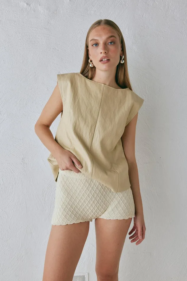 VRG GRL Inner Glow Knit Shorts Cream Women Shorts