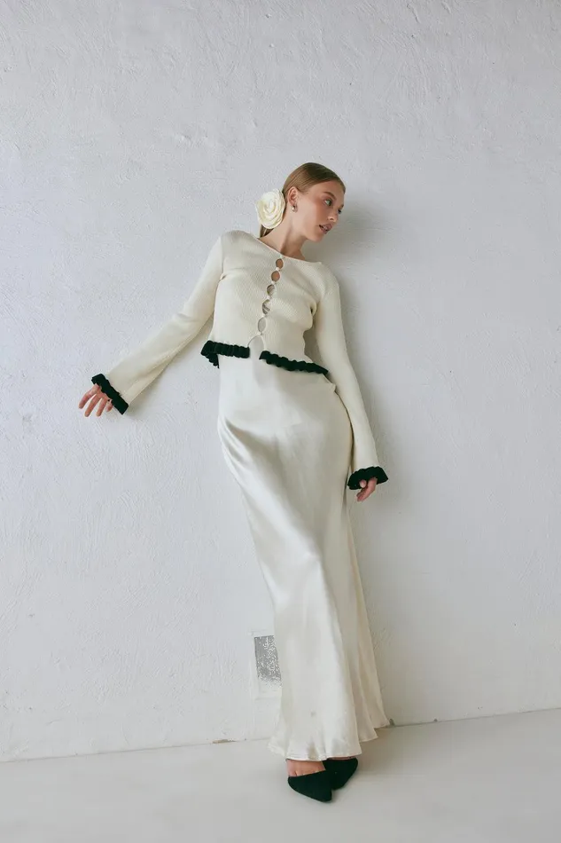 VRG GRL Meet Me On The Dance Floor Bias Cut Maxi Dress Cream Women MidiMaxi Dresses VRG GRL Meet Me On The Dance Floor Bias Cut Maxi Dress Cream Women MidiMaxi Dresses