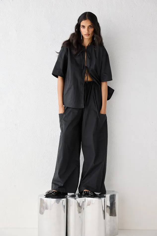 VRG GRL Naomi Smock Top Black Women Short Sleeve