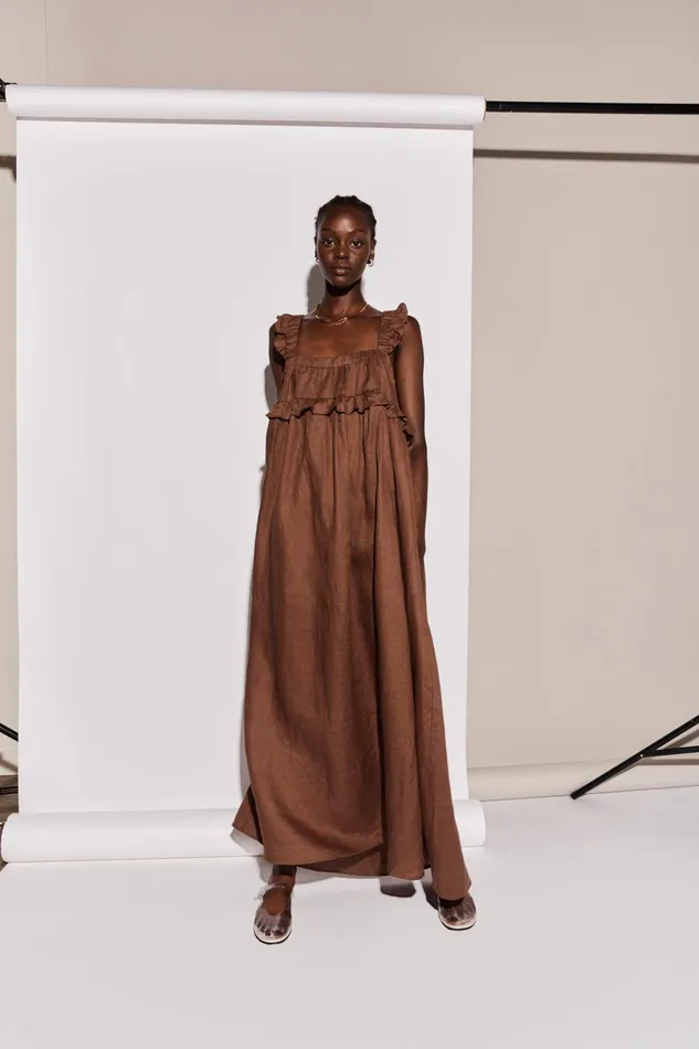 VRG GRL Rossana Linen Maxi Dress Chocolate Women MidiMaxi Dresses VRG GRL Rossana Linen Maxi Dress Chocolate Women MidiMaxi Dresses