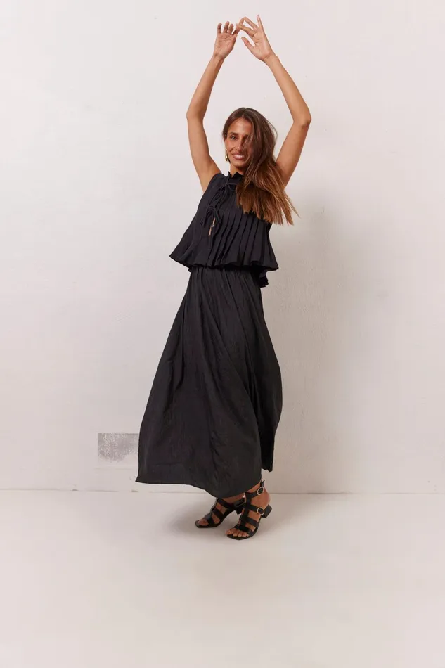VRG GRL Solara Midi Skirt Black Women Skirts VRG GRL Solara Midi Skirt Black Women Skirts