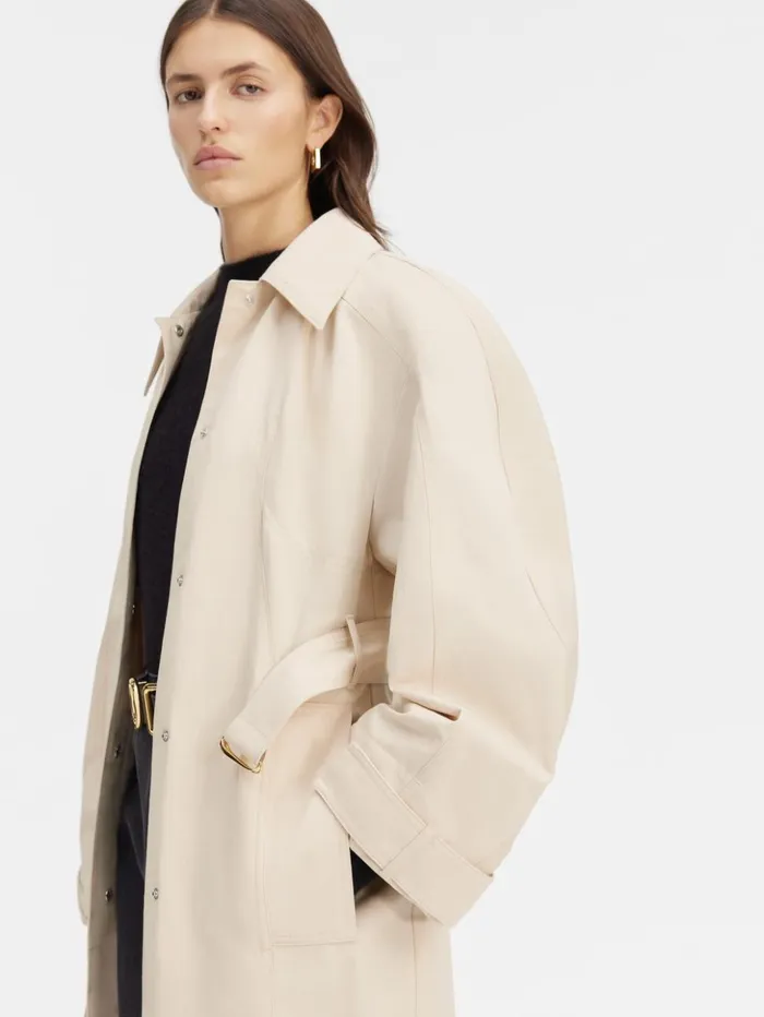 Women Coats and Jackets JACQUEMUS The Bari Trench Coat Beige Women Coats and Jackets JACQUEMUS The Bari Trench Coat Beige