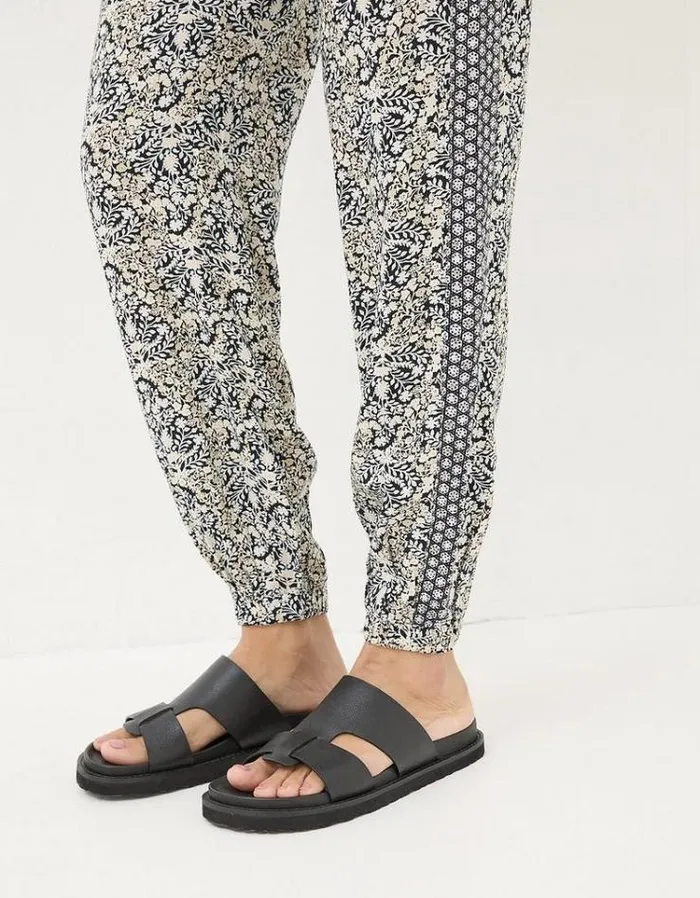 Women FatFace Pants and Leggings Lyme Inlay Floral Pants Black