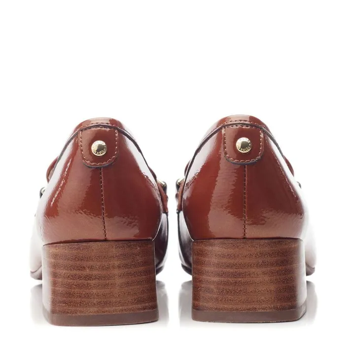 Women Moda In Pelle Brogues And Loafers Coutance Tan Patent Leather