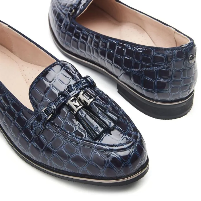 Women Moda In Pelle Brogues And Loafers Evvaa Navy Patent Mocc Croc