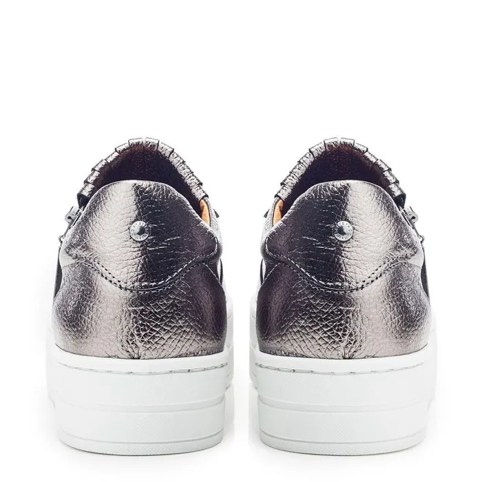 Women Moda In Pelle Casual Trainers Bessans Pewter Leather