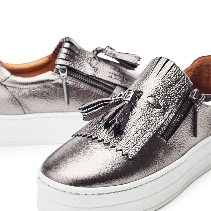 Women Moda In Pelle Casual Trainers Bessans Pewter Leather