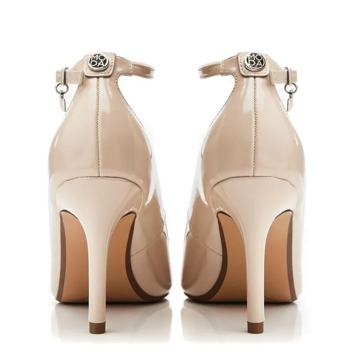 Women Moda In Pelle Court Shoes Cristel Cameo Patent