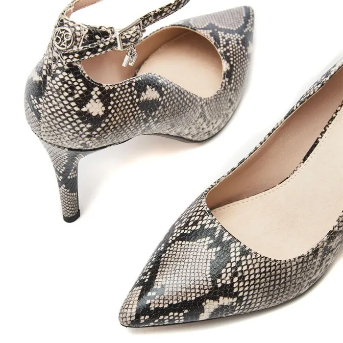 Women Moda In Pelle Court Shoes Cristel Natural Snake Print