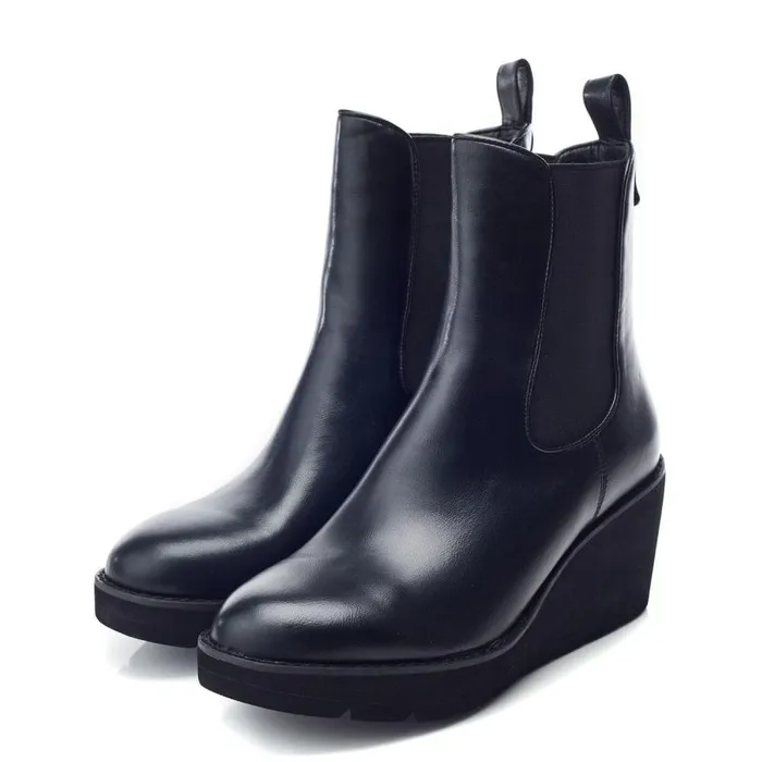 Women Moda In Pelle Heeled And Wedge Boots Allby Black Porvair