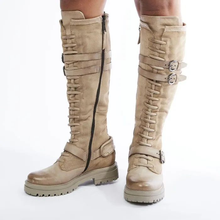 Women Moda In Pelle Riding And Flat Boots Guinevere Taupe Nubuck