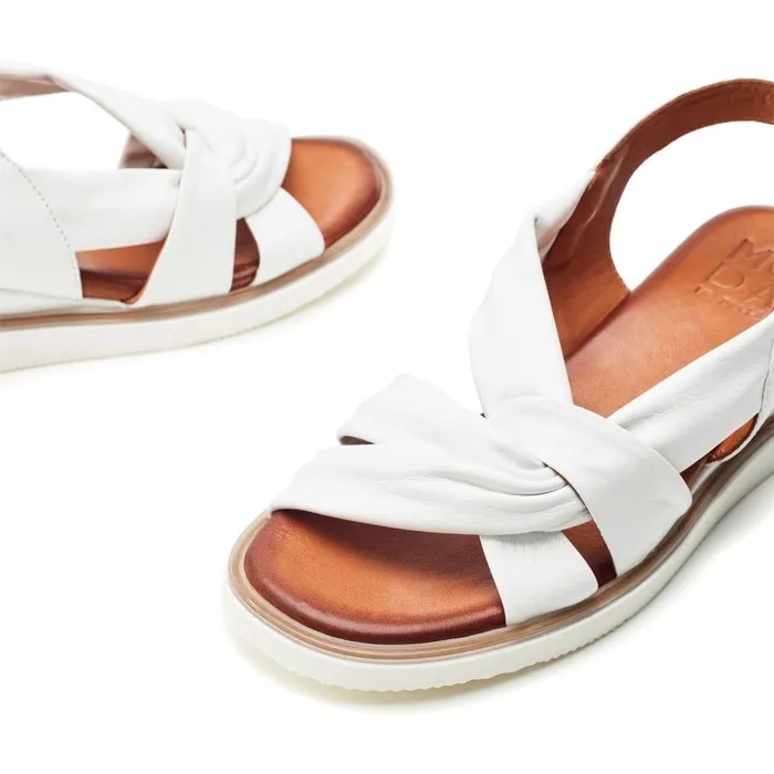 Women Moda In Pelle Wedge Sandals Fradel White Leather