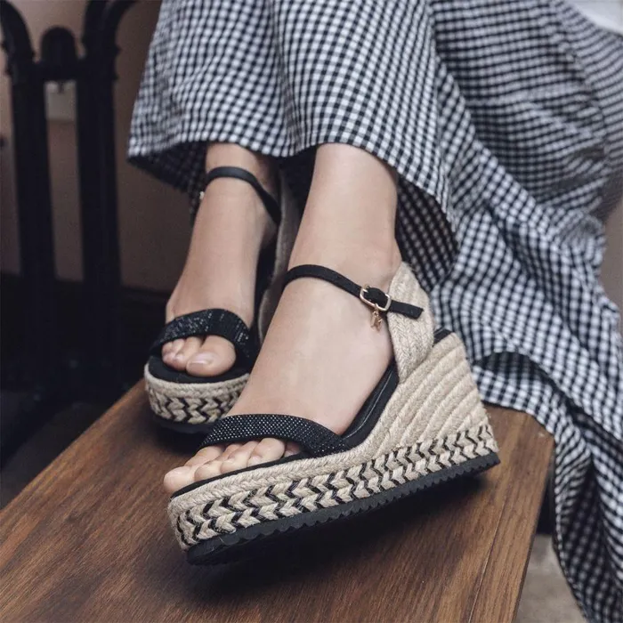 Women Moda In Pelle Wedge Sandals Raisa Black Alcantara
