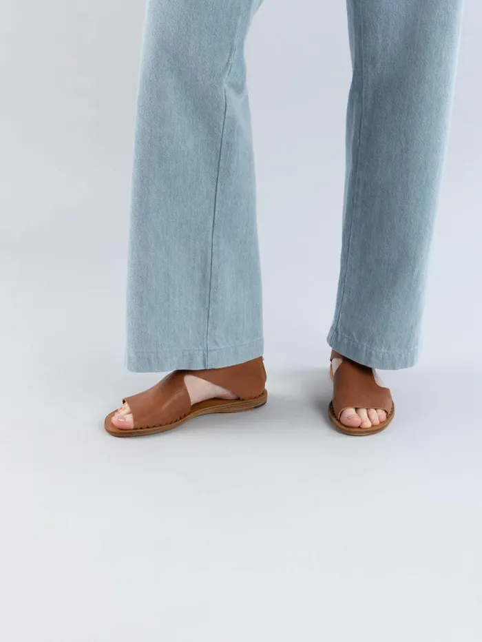 Women Officine Creative Footwear ITACA 047 Brown Leather Sandals