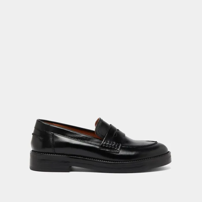 Women Roundtoed Loafers Black JONAK Loafers