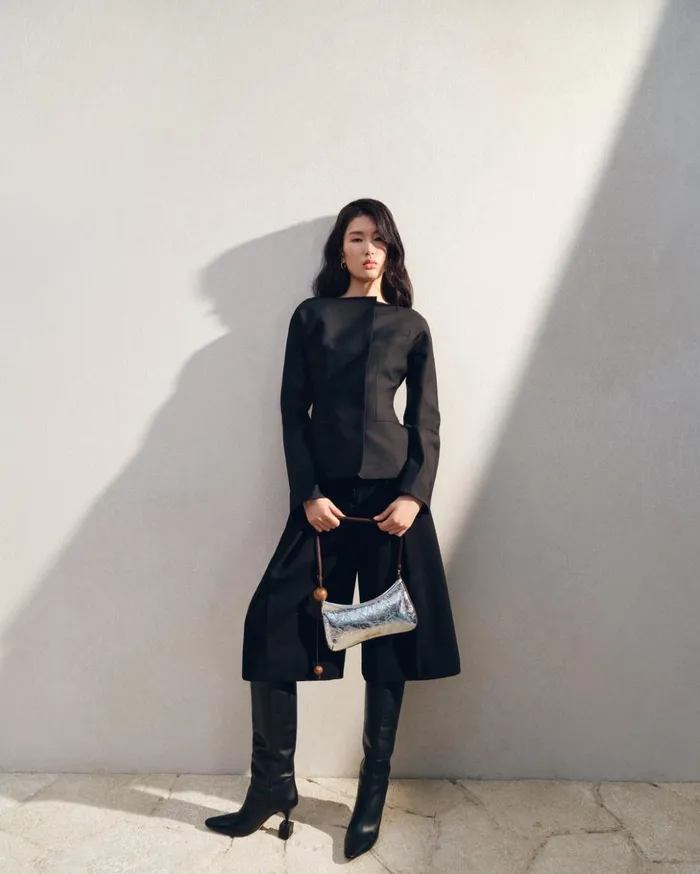 Women Shoulder Bags JACQUEMUS The Bisou Perle Silver Women Shoulder Bags JACQUEMUS The Bisou Perle Silver